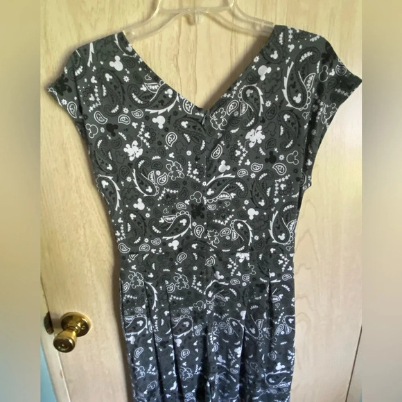 Disney Pants Jumpsuit Romper One Piece Subtle Mickey Mouse Sz Small - Picture 5 of 14